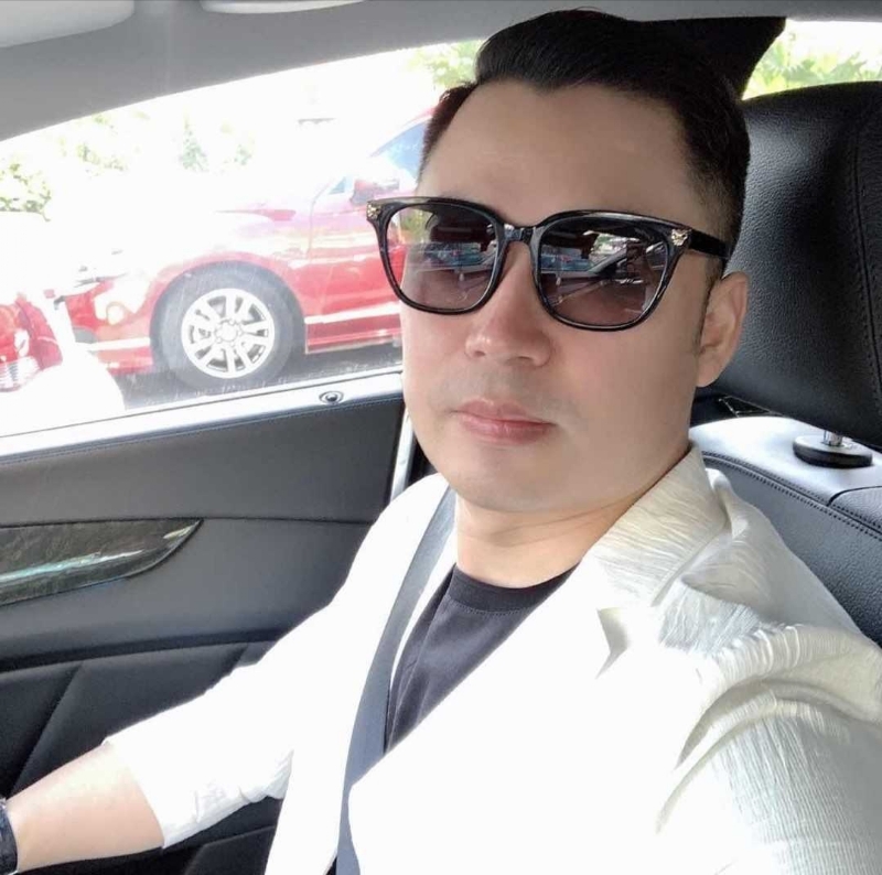 佳缘的第一张照片--上海父母相亲团