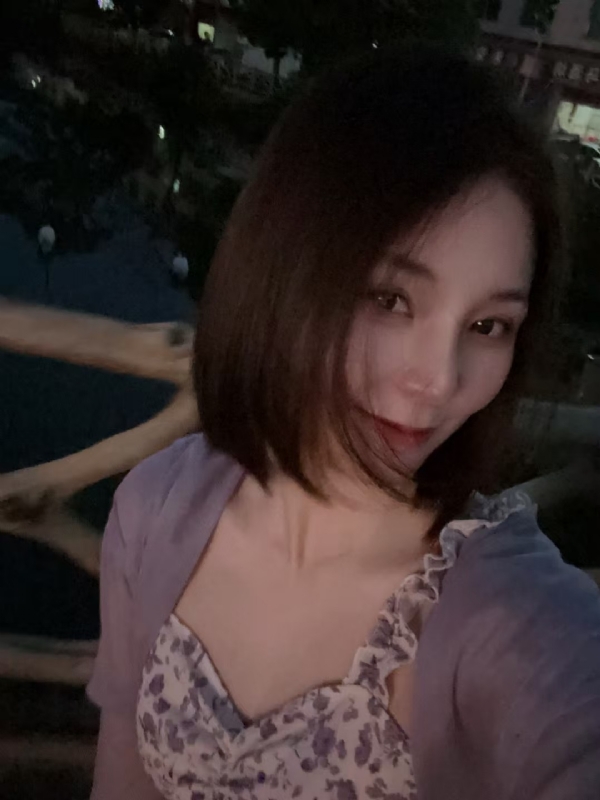 小小的第三张照片--上海父母相亲团
